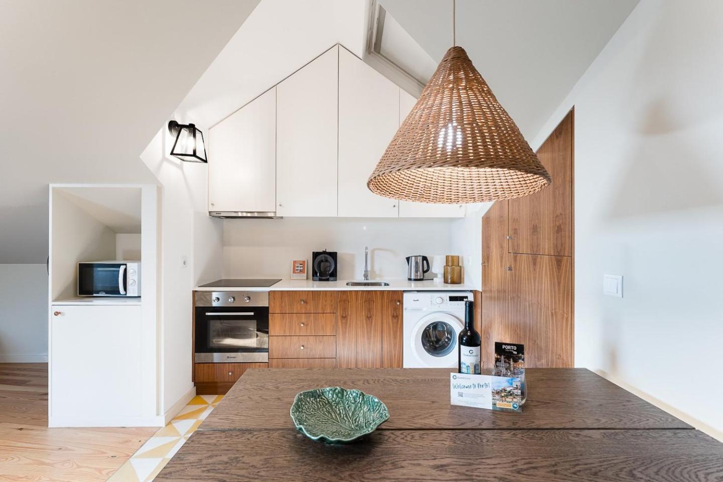 Guestready - Spacious And Modern Apt W/ Skylight Porto Eksteriør billede